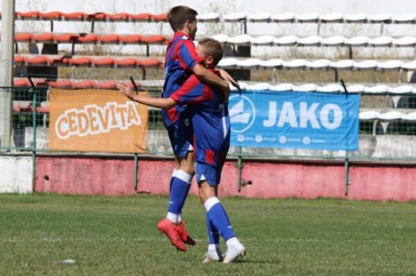 image00082-1-640x426