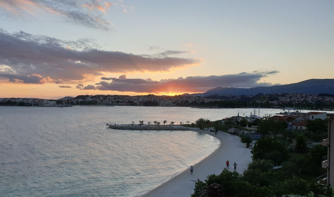Sunset Split