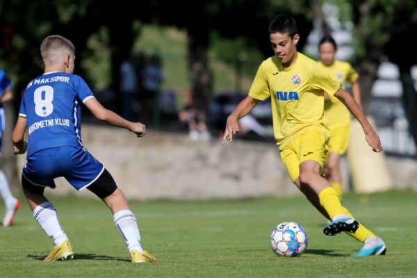 AB8Q3819_11zon-scaled