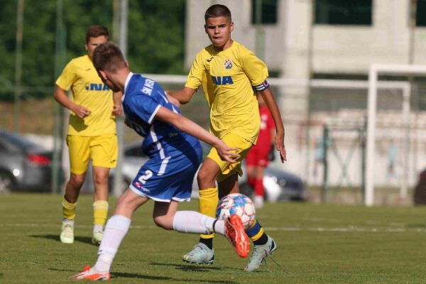 AB8Q3842_11zon-scaled