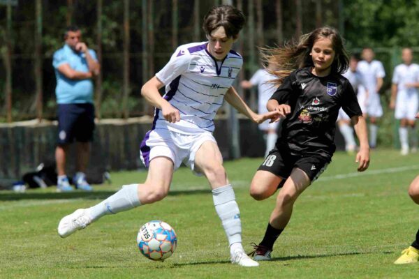 AB8Q4236_11zon-scaled