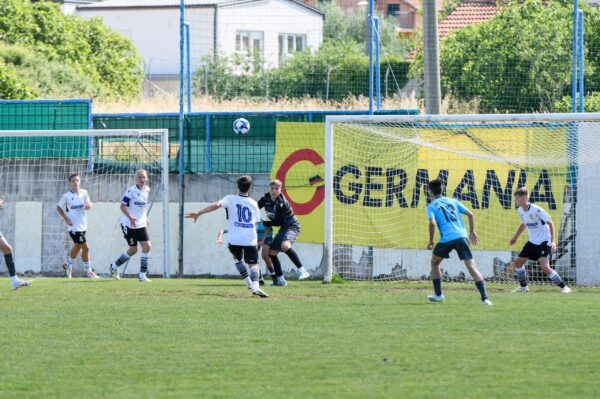 untitled-11-of-27-scaled