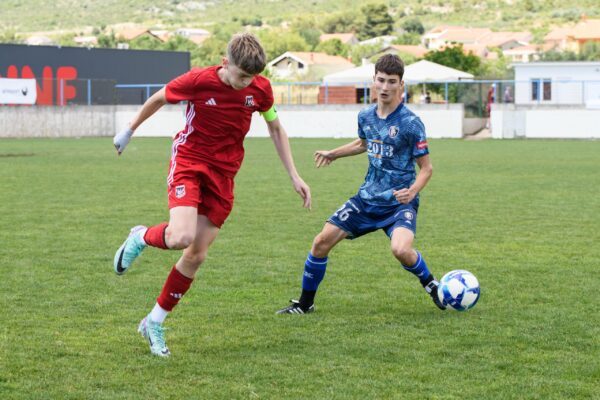 untitled-13-of-28-1-scaled