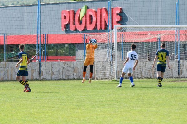 untitled-17-of-25-scaled