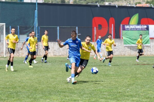 untitled-17-of-31-scaled