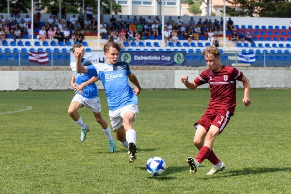 untitled-19-of-22-scaled