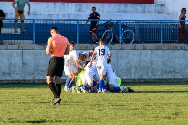 untitled-20-of-23-scaled