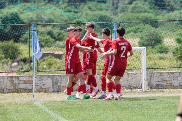 untitled-22-of-28-1-scaled