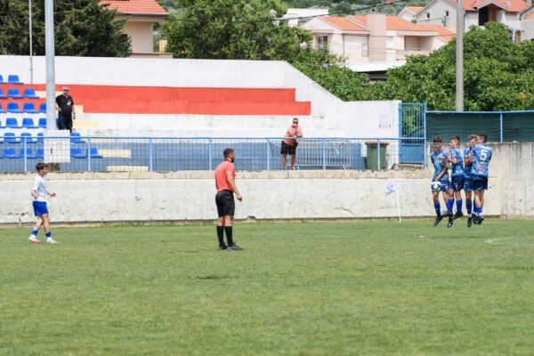 untitled-19-of-32-scaled