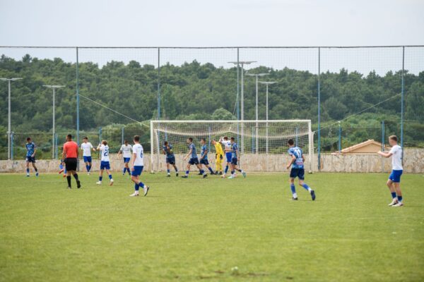 untitled-22-of-32-scaled