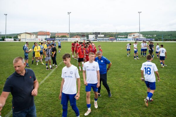 untitled-27-of-37-scaled