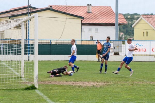 untitled-28-of-32-scaled